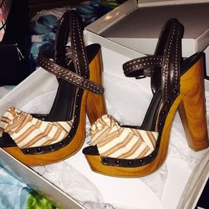 Jessica Simpson Heels